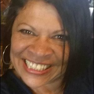 Meet your Posher, Debra